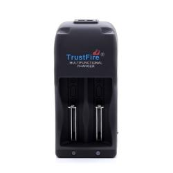 Картинка Зарядное устройство 2*18650, Trustfire new